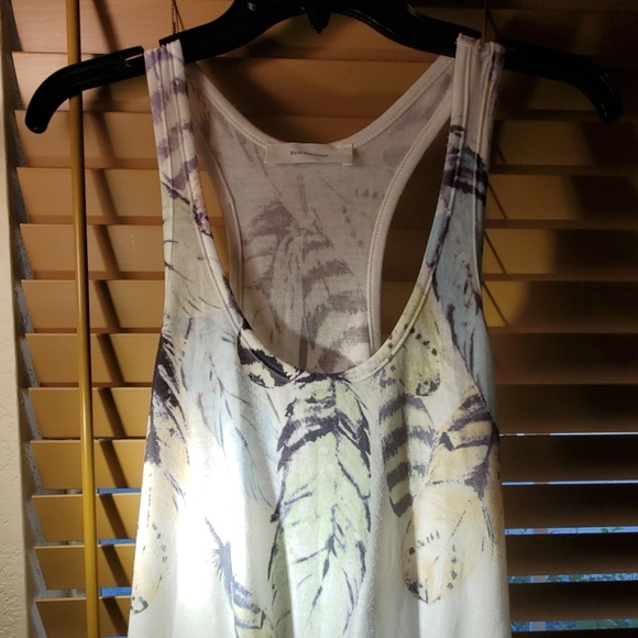 Tank top with feather print - Picture 2 of 4